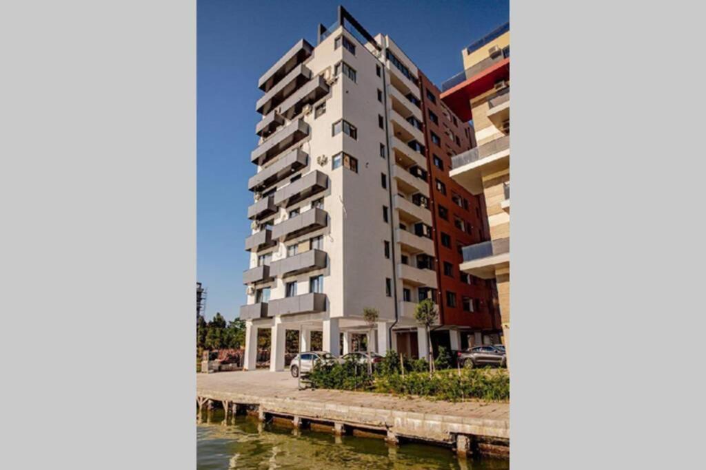 Alexis Spacious Classic Apartment Mamaia Ngoại thất bức ảnh